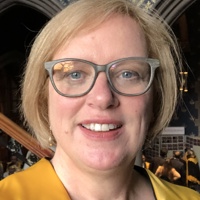 Dr Lynne Meekison